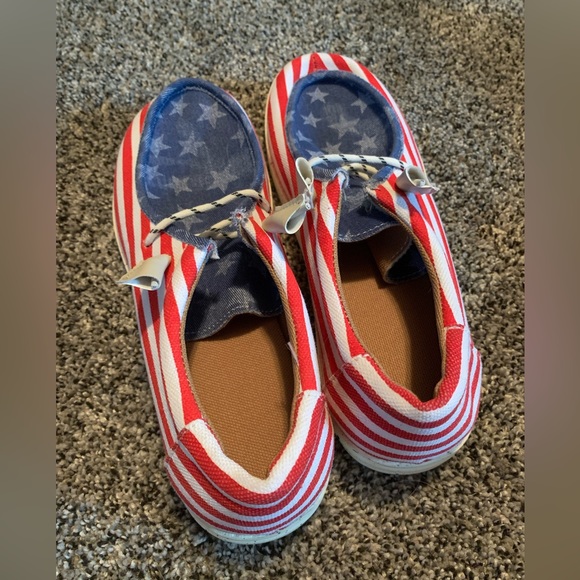 American Flag shoes. #4 - Picture 2 of 2